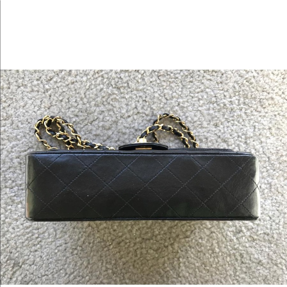 Authentic Chanel Lambskin Quilted Flap Bag Black - Picture 4 of 8